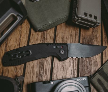 Ніж складний SOG -TAC AU Black/Partially Serrated (SOG 15-38-02-57)