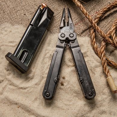 Мультитул SOG PowerLock EOD w/V-Cutter Black Oxide/Nylon Sheath (SOG B63N-CP)