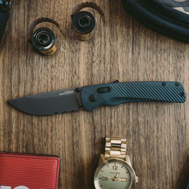 Нож складной SOG Flash AT Urtban Grey/Partially Serrated (SOG 11-18-06-41)