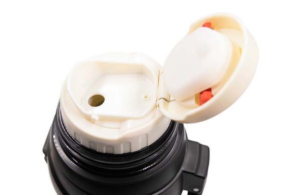 Термос Tramp Travel Line 1,6 л Черный UTRC-139-black